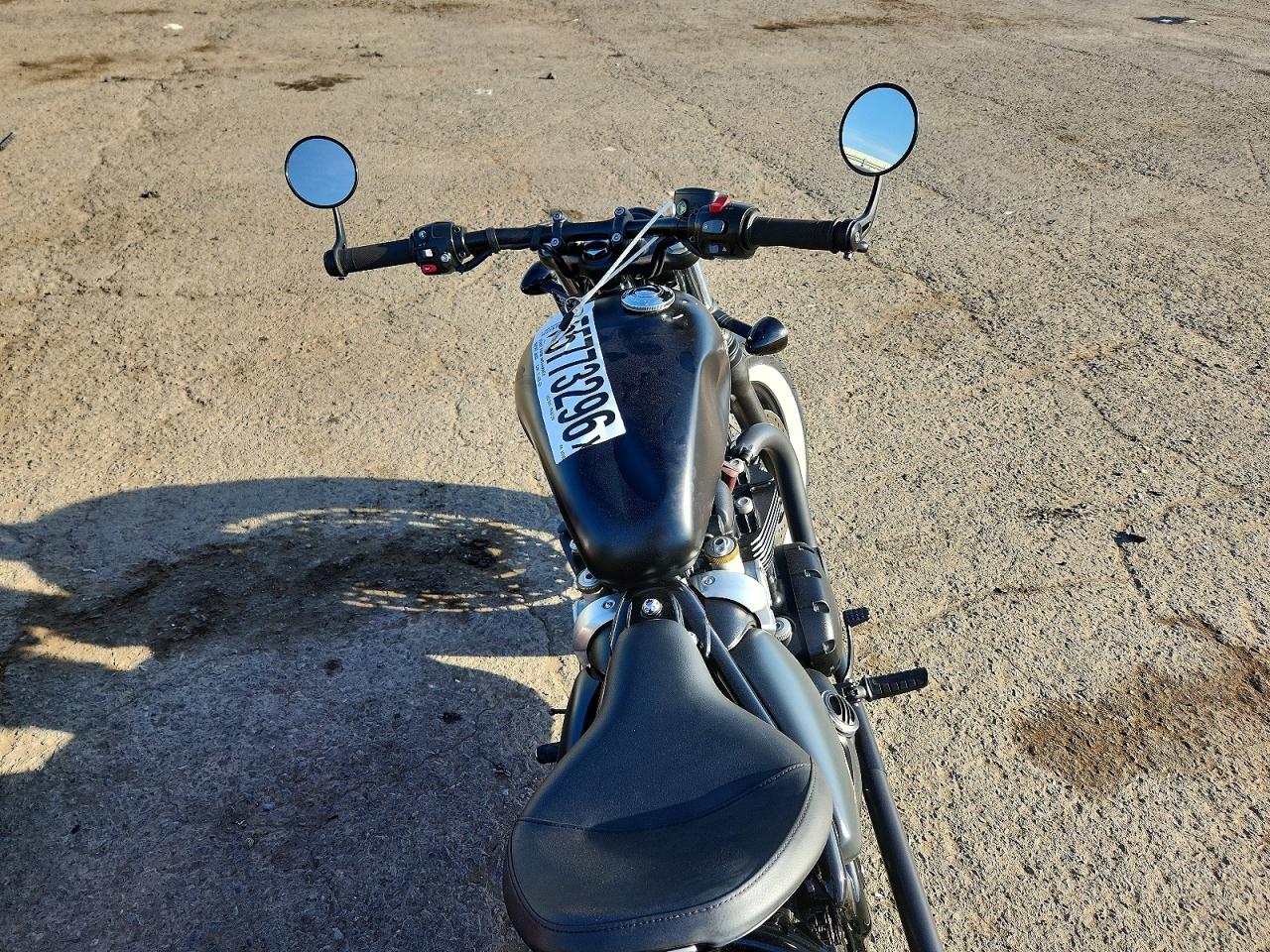 Triumph Bonneville Bobber Black