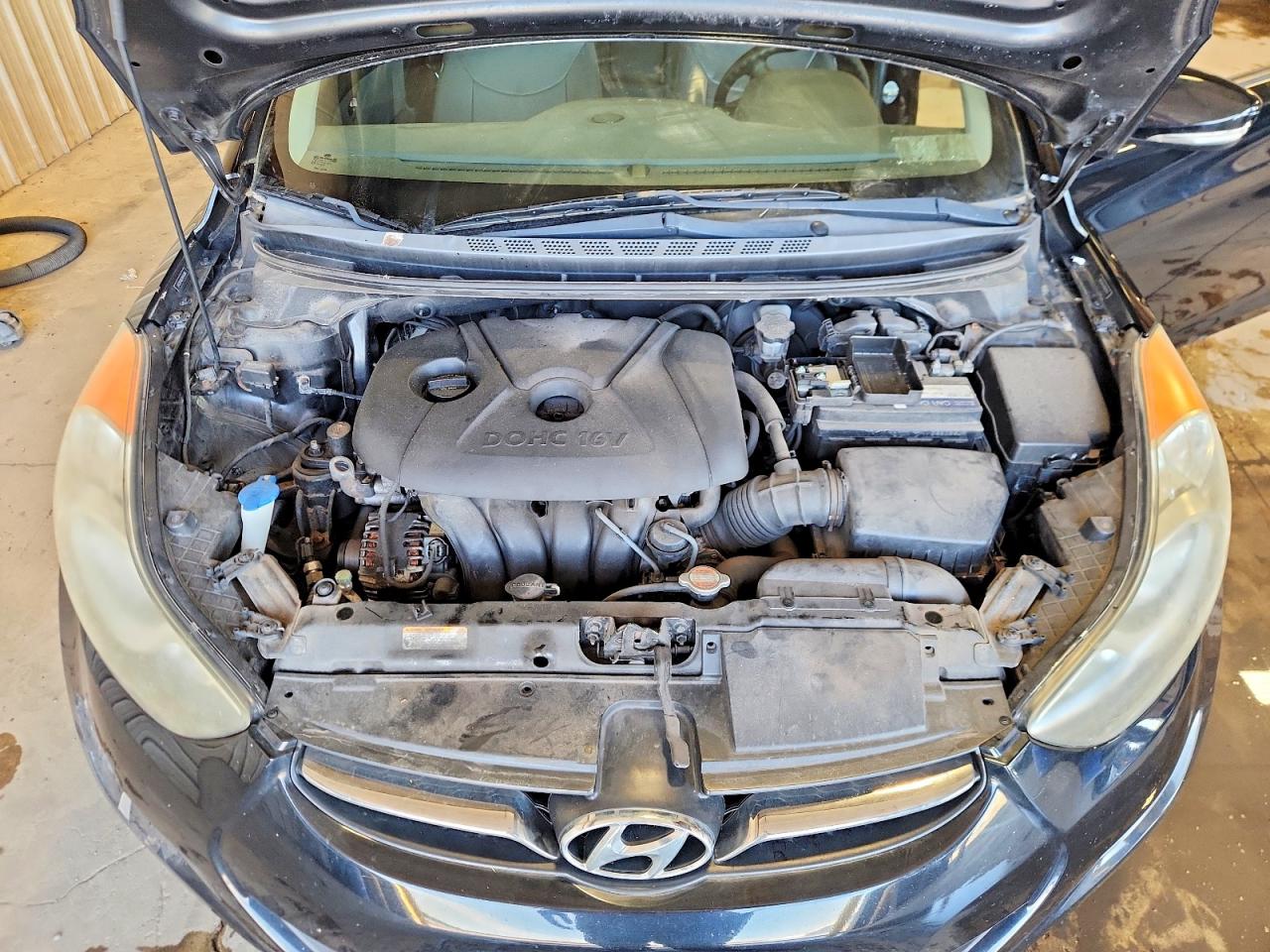 Hyundai ELANTRA Limited