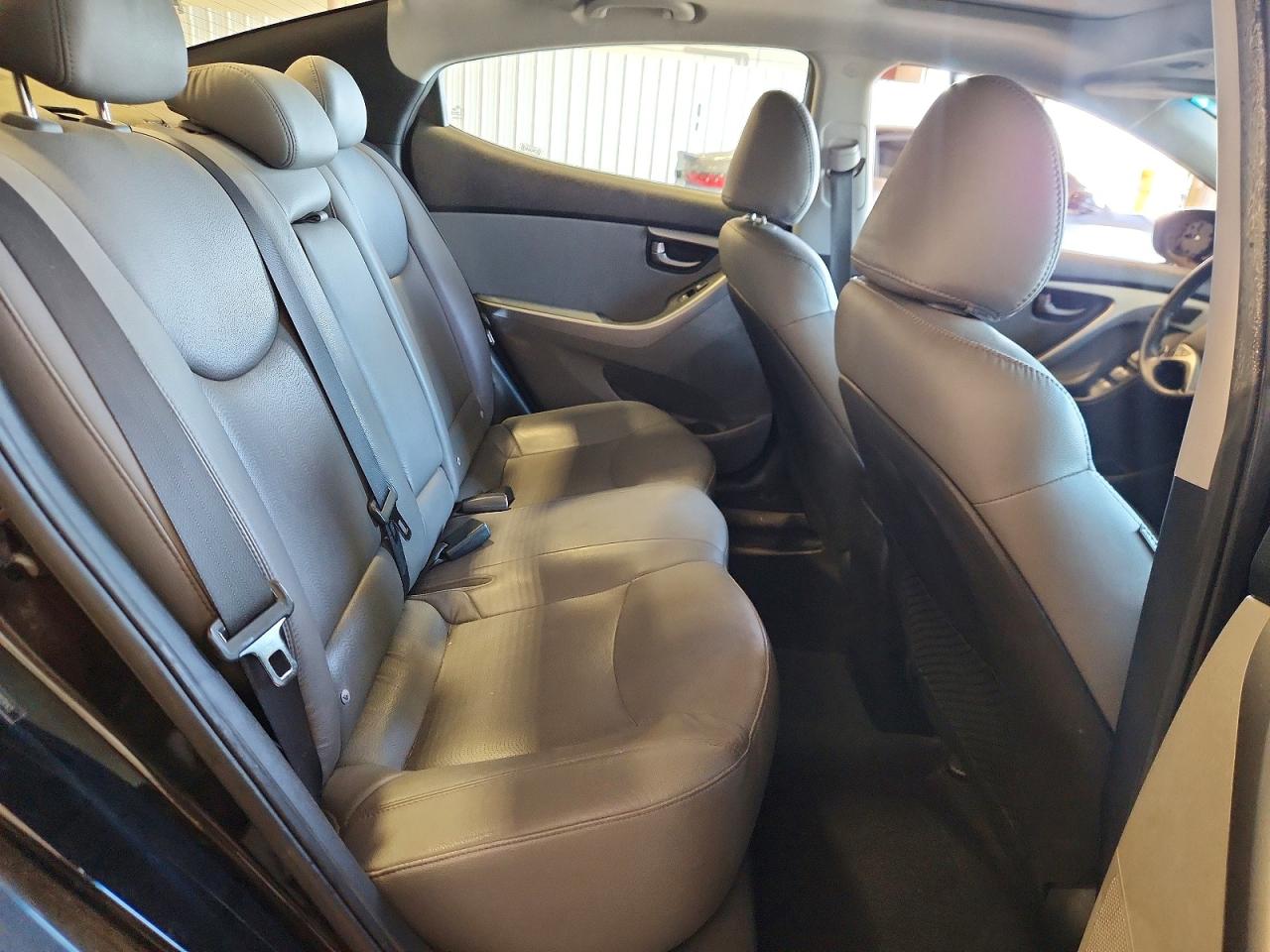 Hyundai ELANTRA Limited