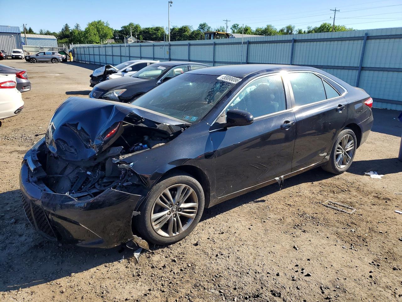 Salvage Toyota Camry Image