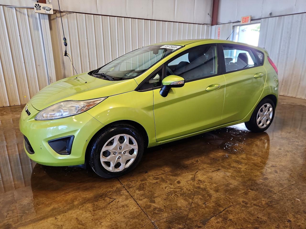 Salvage Ford Fiesta Image