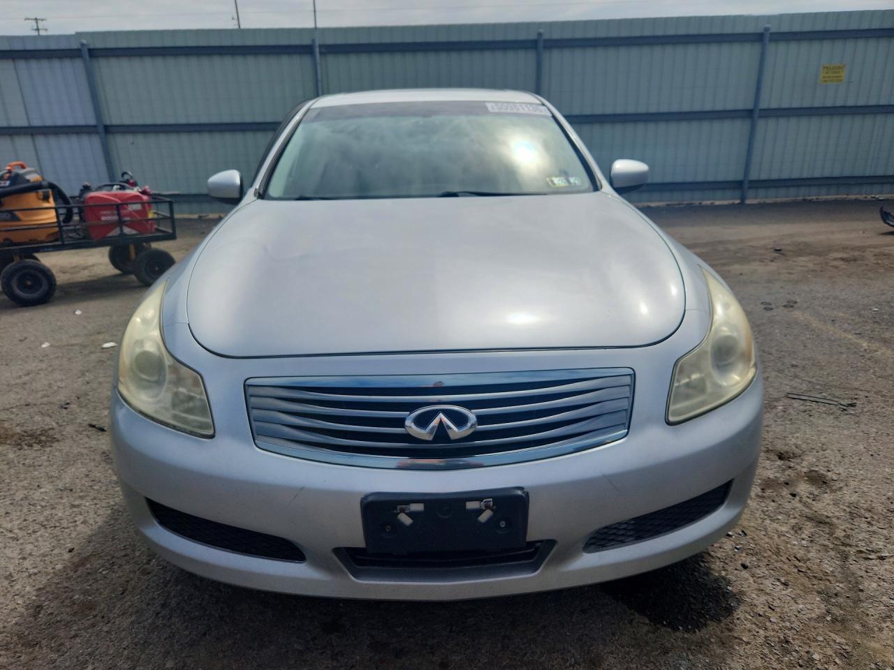 INFINITI G37 X