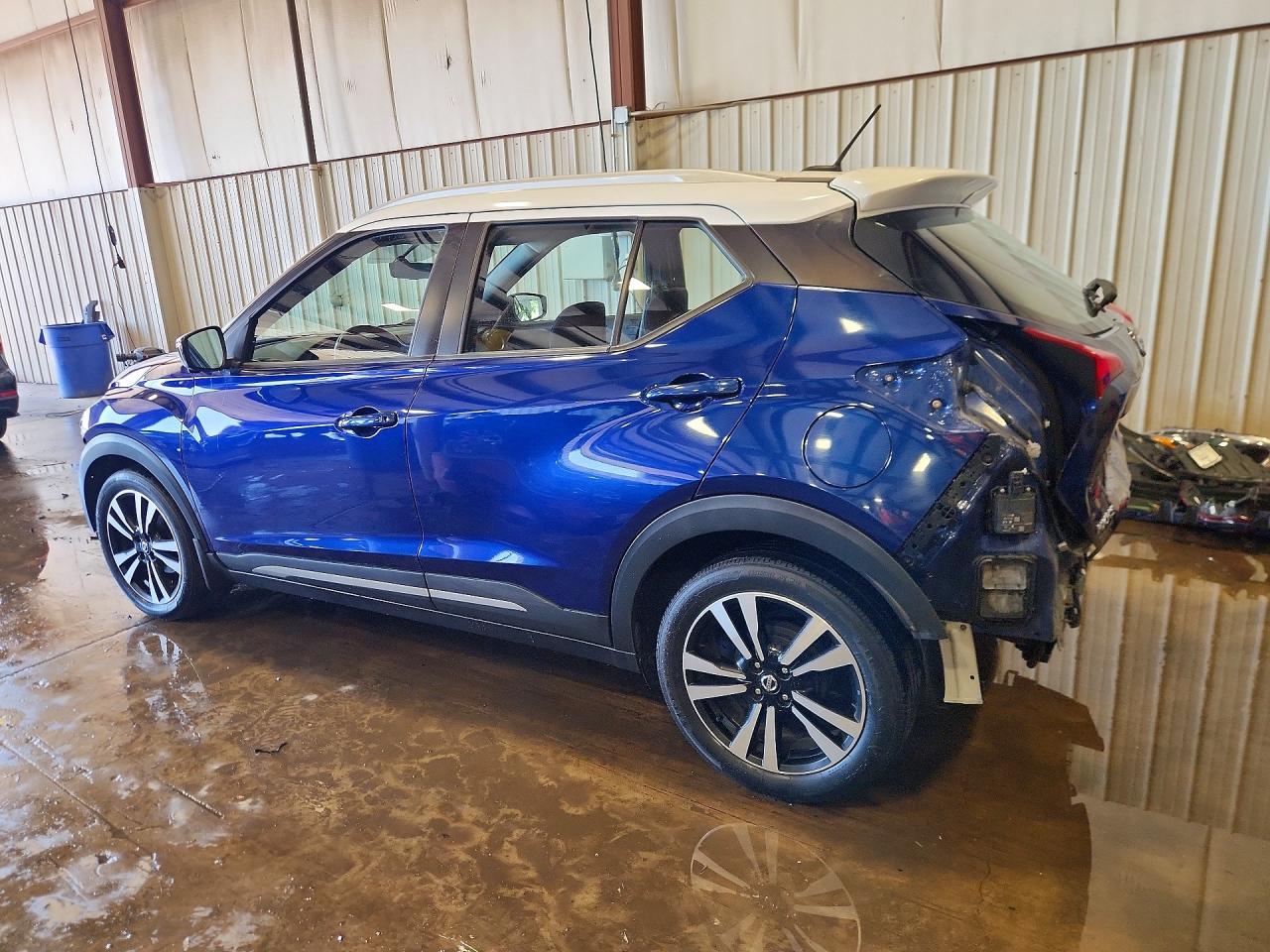 Nissan Kicks Sr