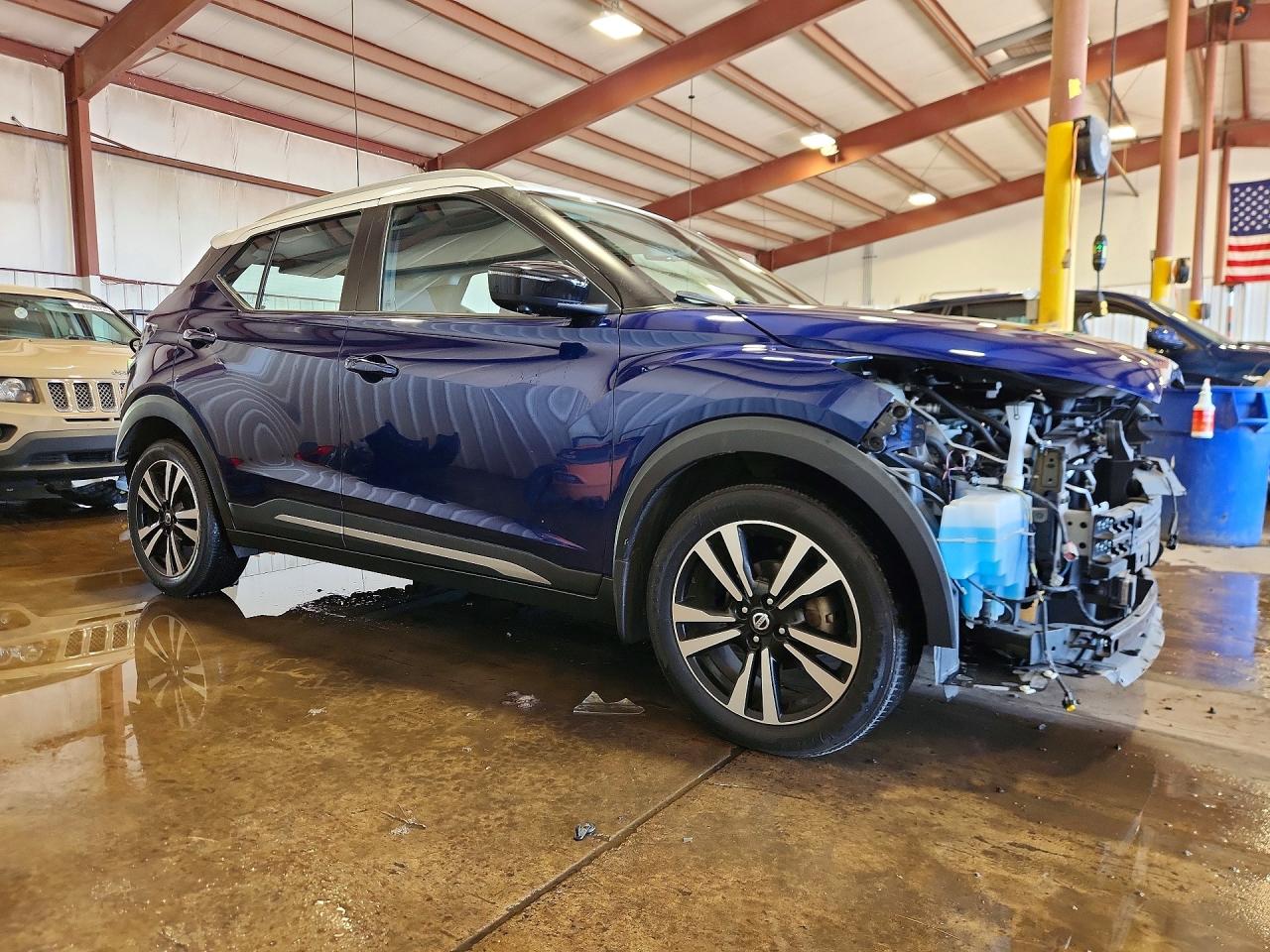 Nissan Kicks Sr