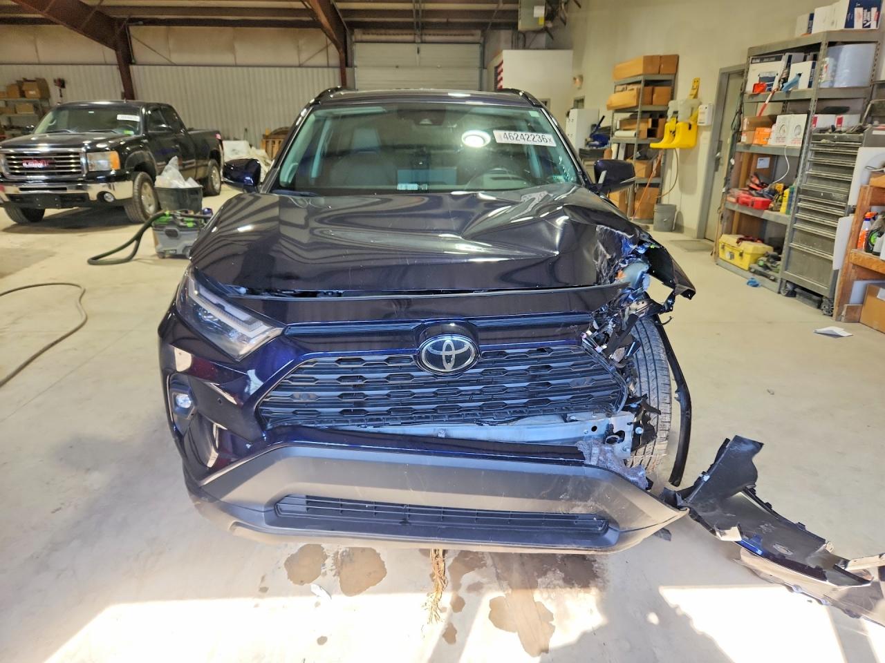Toyota RAV4 Xle Premium