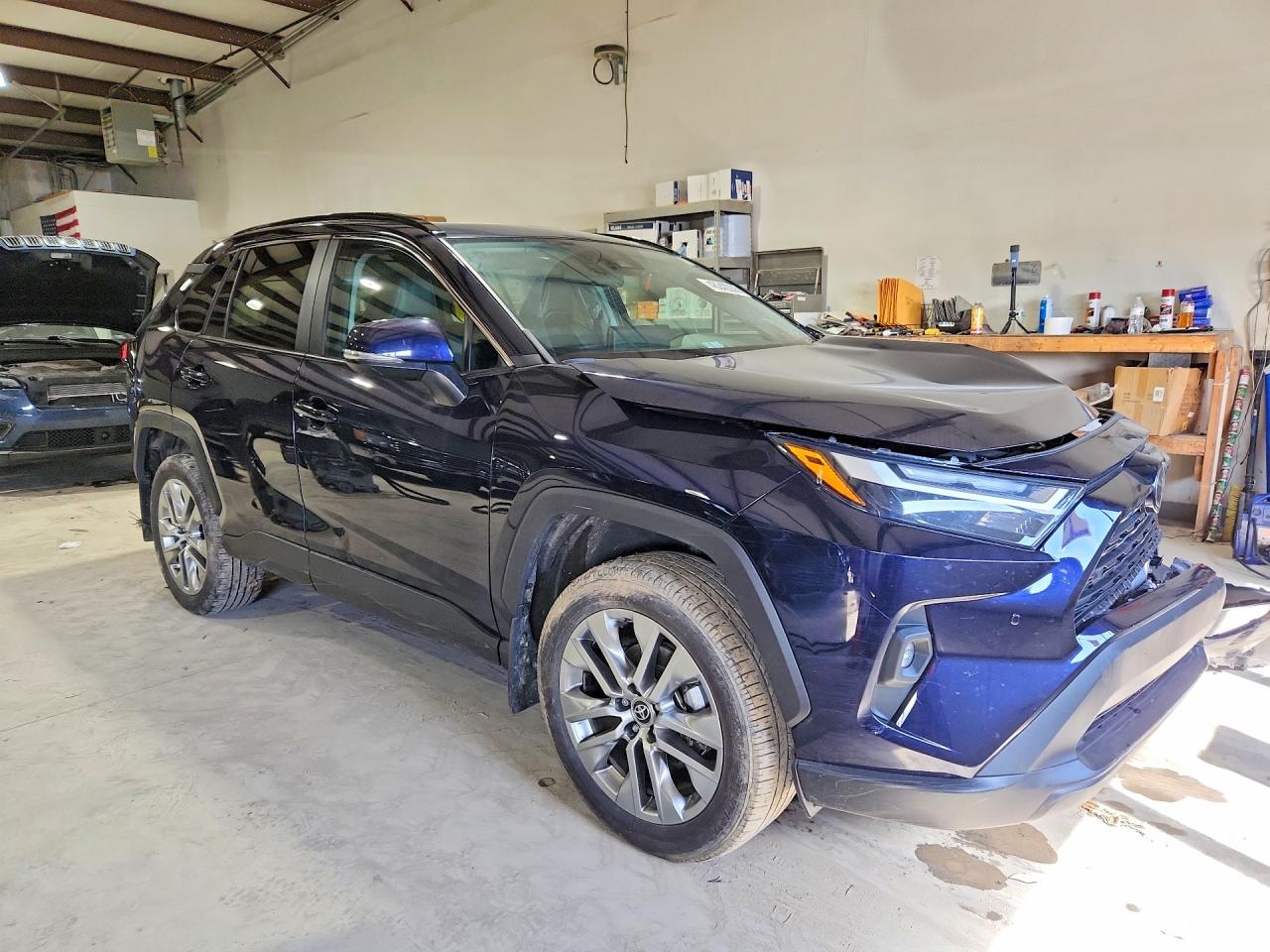Toyota RAV4 Xle Premium