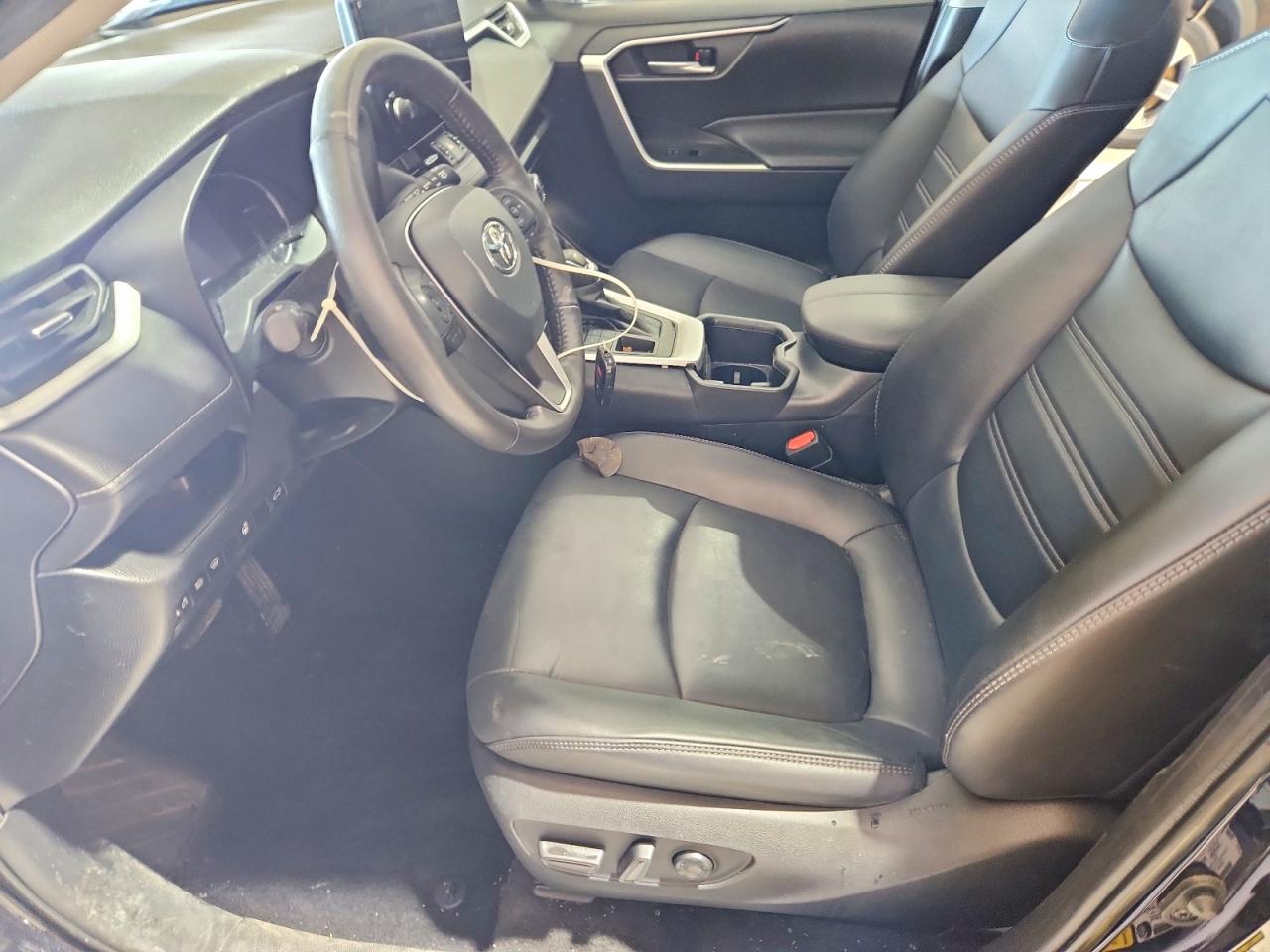 Toyota RAV4 Xle Premium