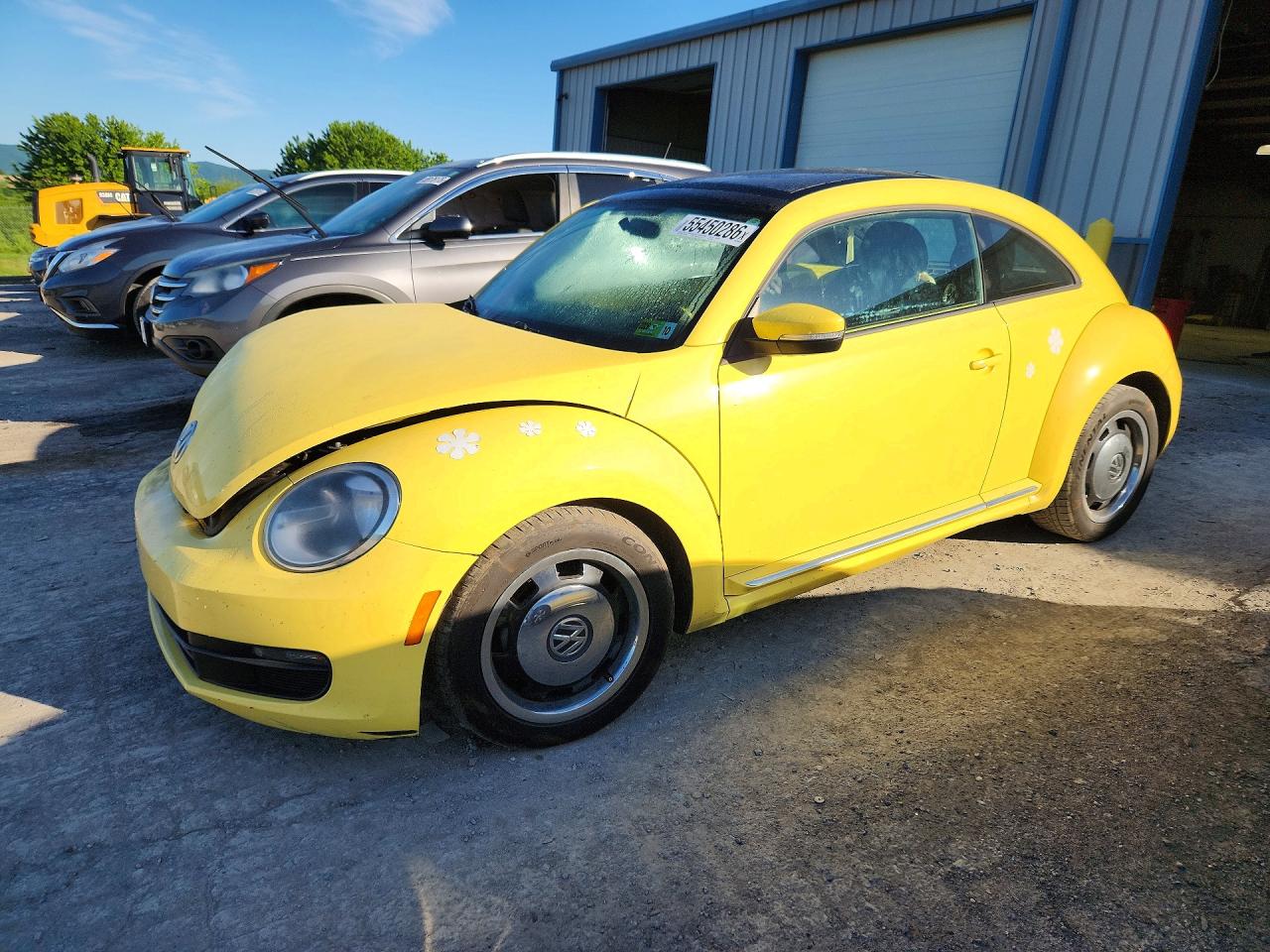 Salvage Volkswagen Beetle Image
