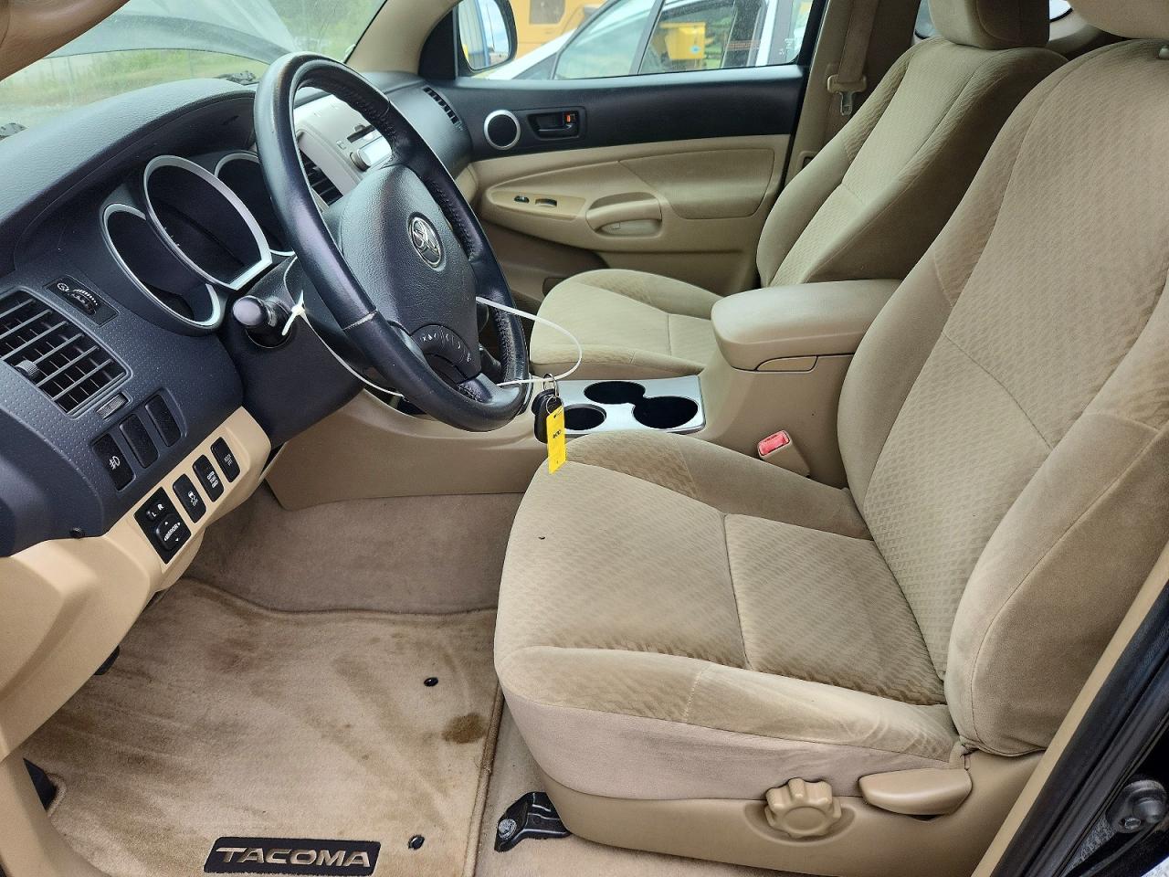 Toyota Tacoma Access Cab