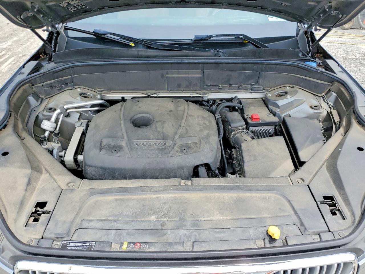 Volvo XC90 T6