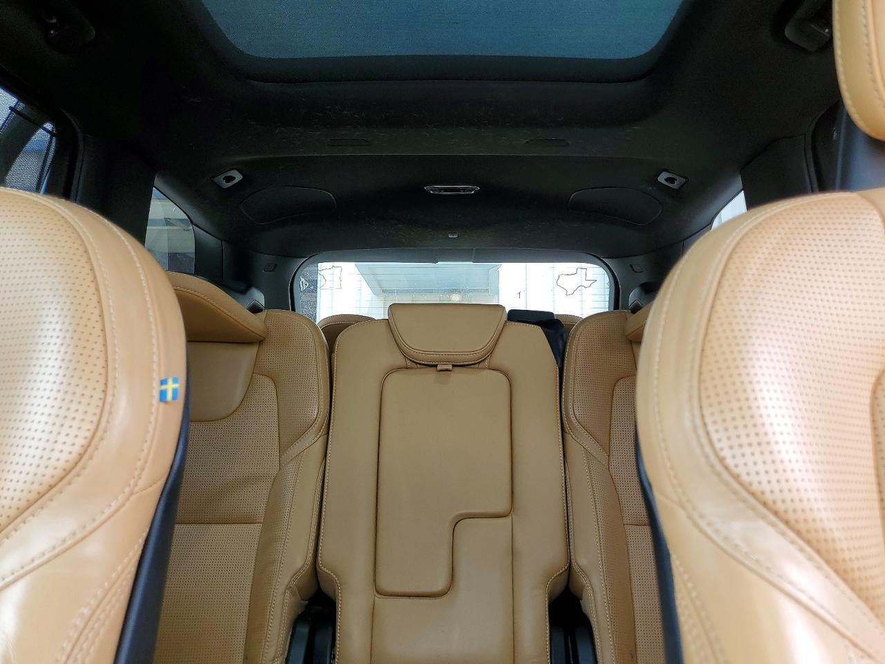 Volvo XC90 T6