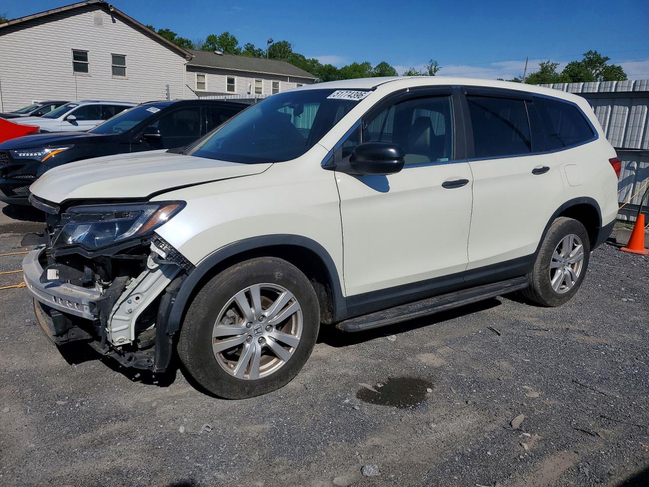 Salvage Honda Pilot Image