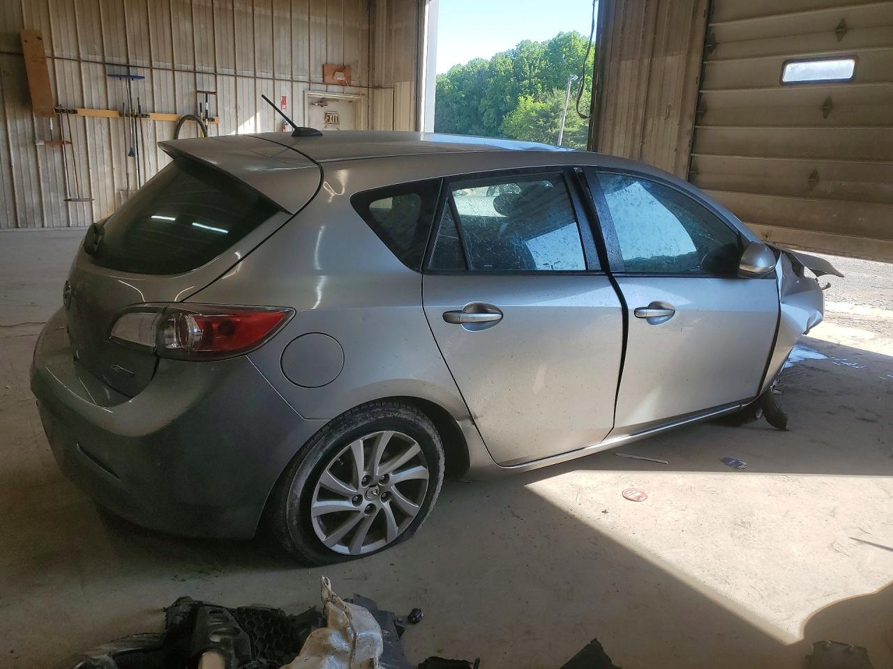 Mazda 3 I
