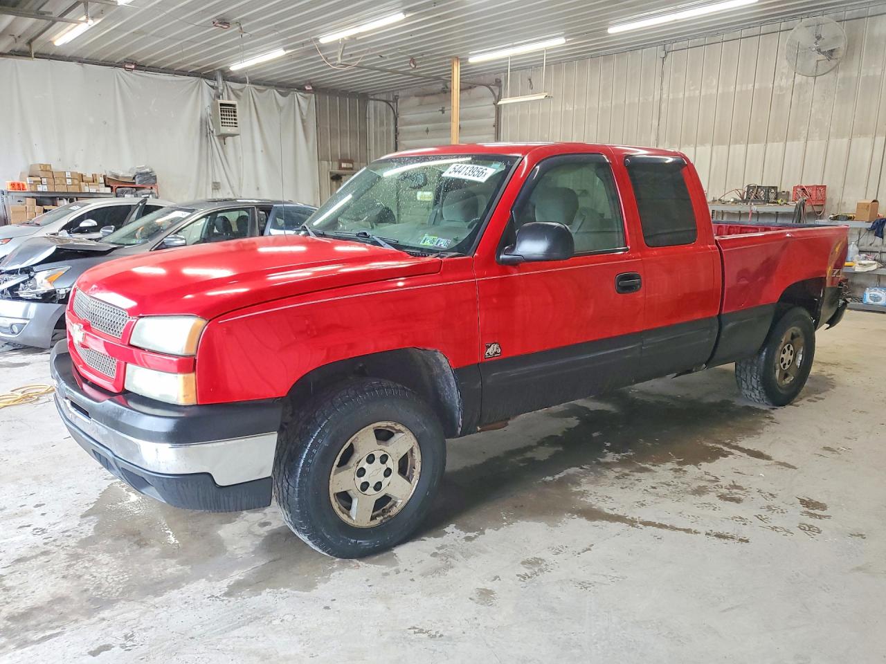 Salvage Chevrolet Silverado Image
