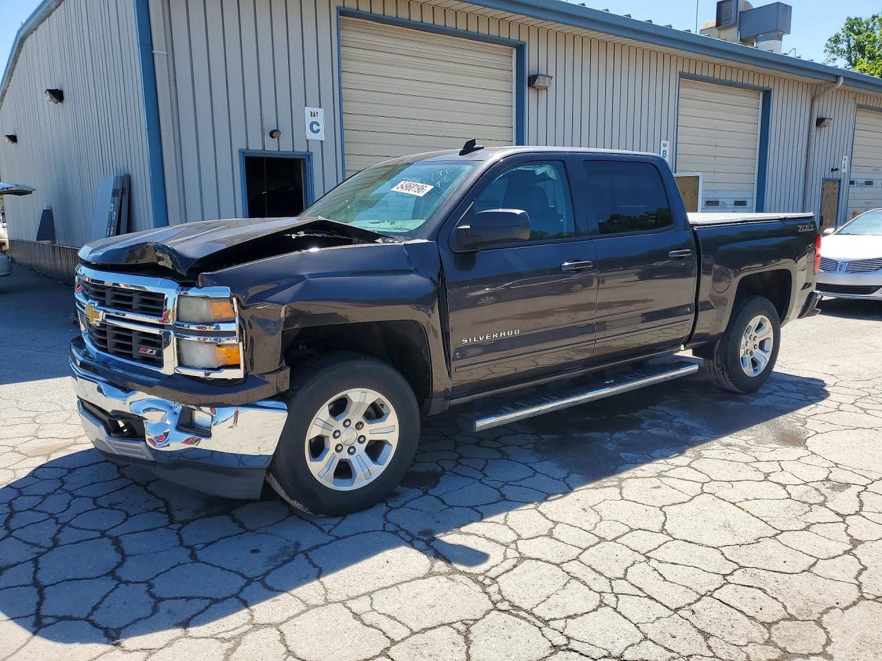 Salvage Chevrolet Silverado Image