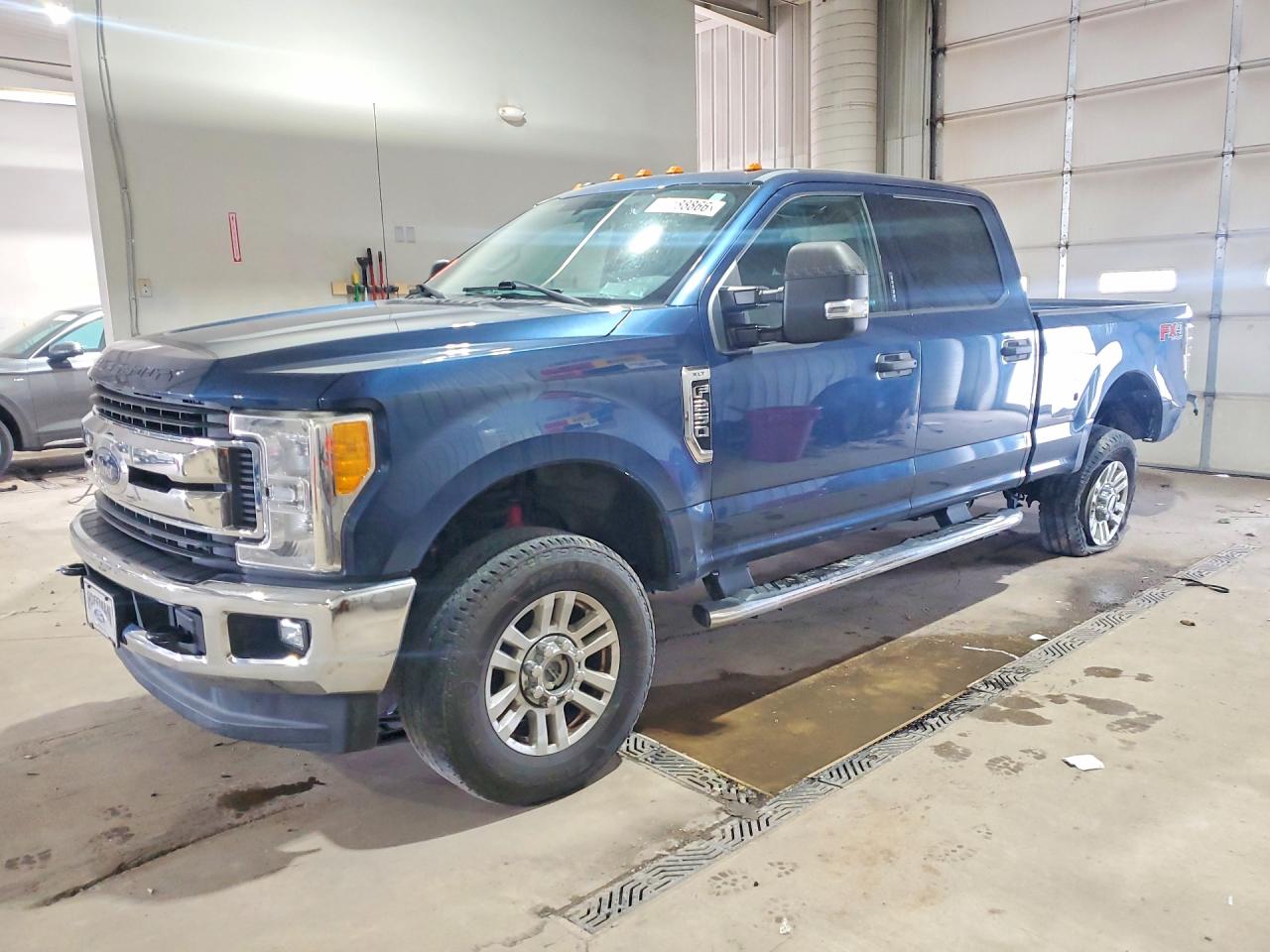 Salvage Ford F-250 Image