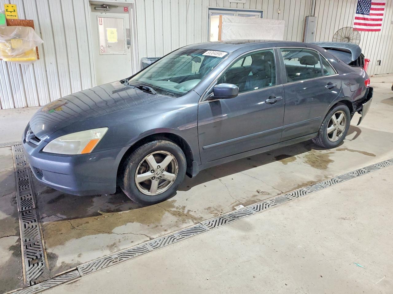 Salvage Honda Accord Image