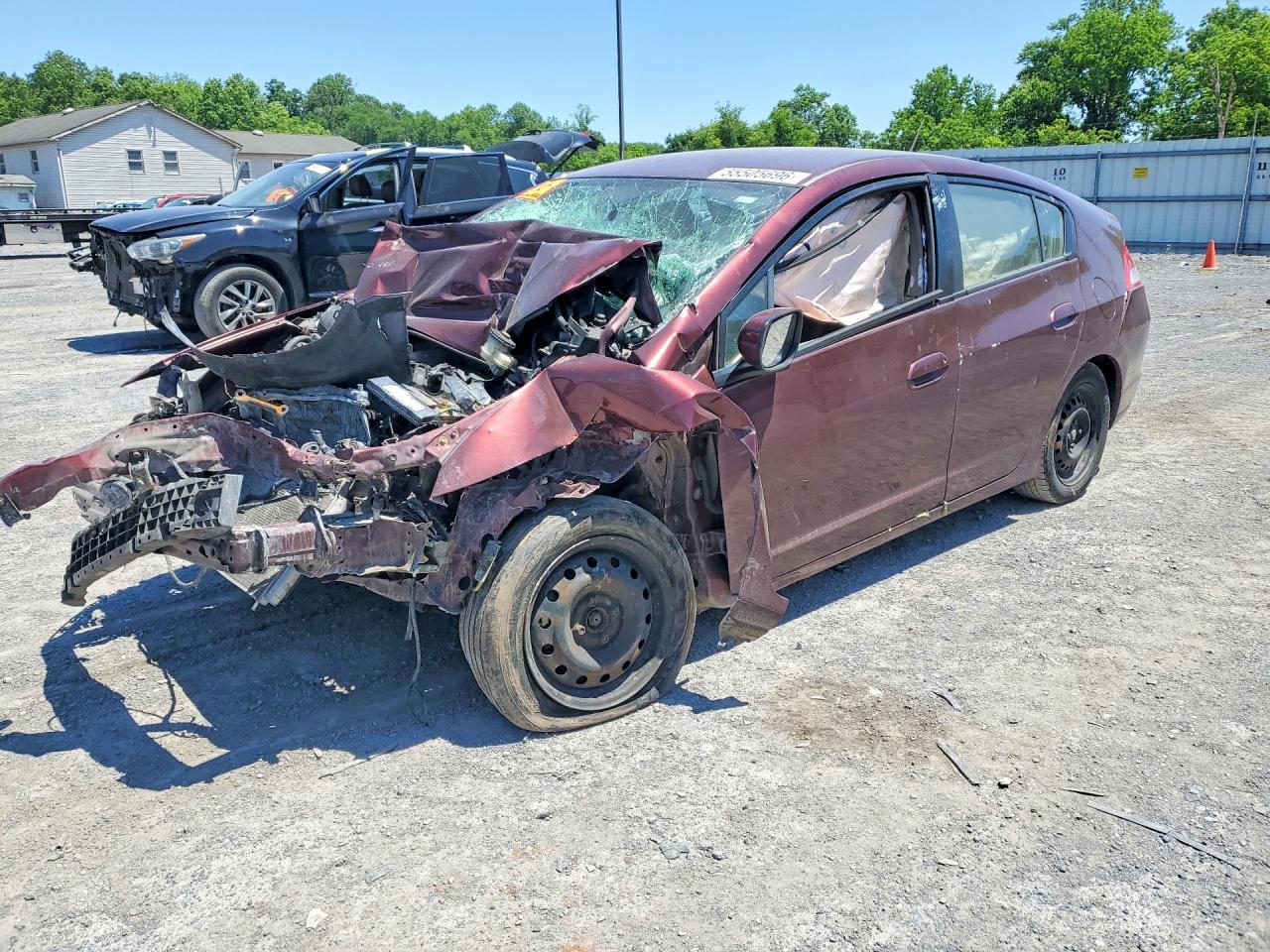 Salvage Honda Insight Image