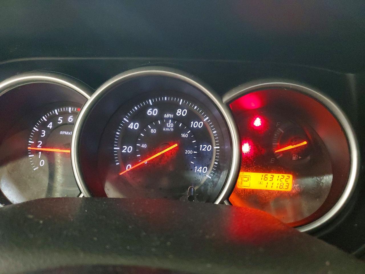 Nissan Versa 1.8 S