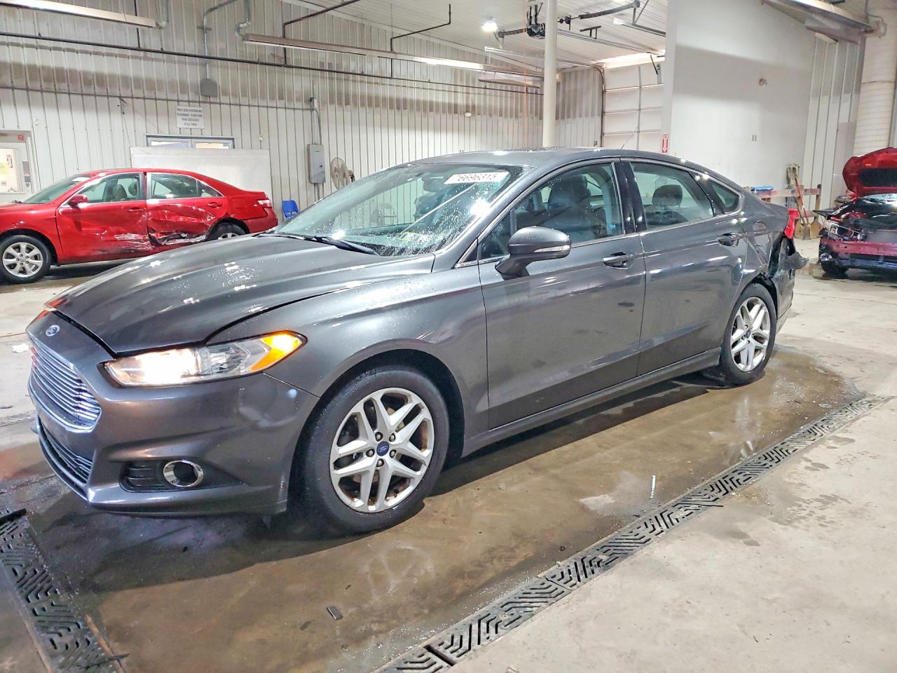 Salvage Ford Fusion Image
