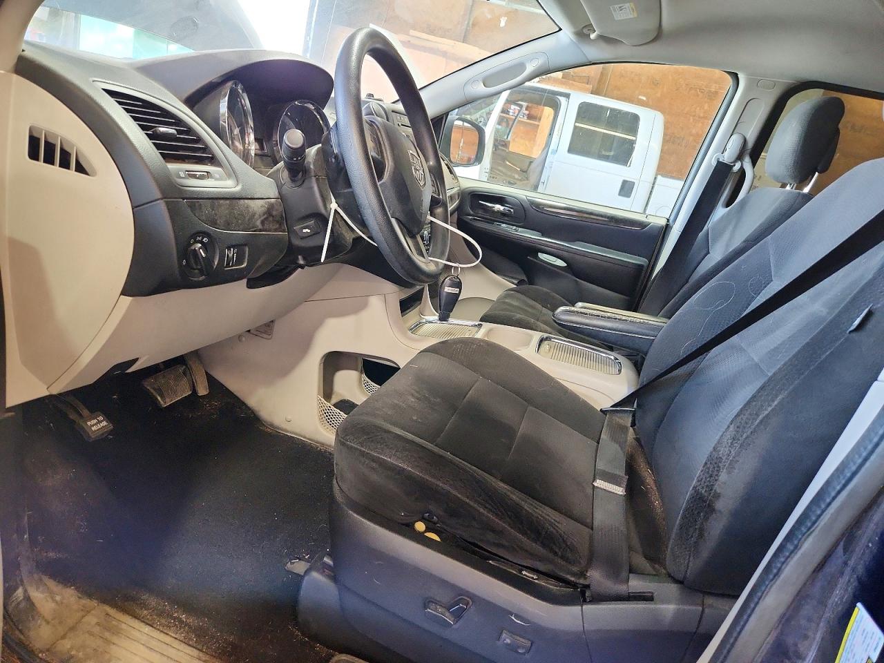 Dodge Caravan Sxt