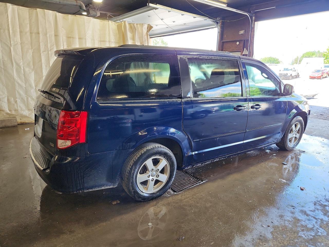 Dodge Caravan Sxt