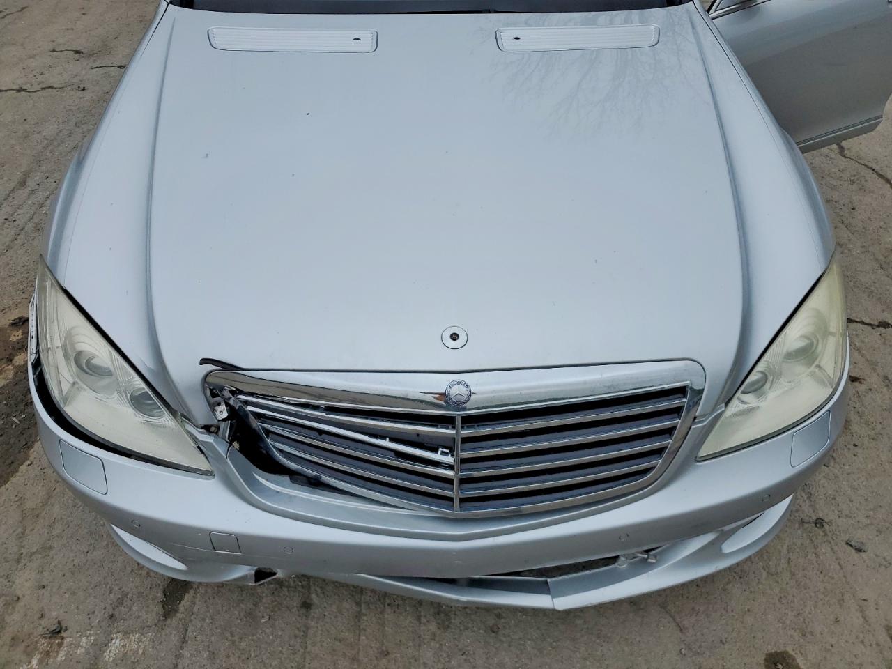 Mercedes-Benz S-Class 550 4matic