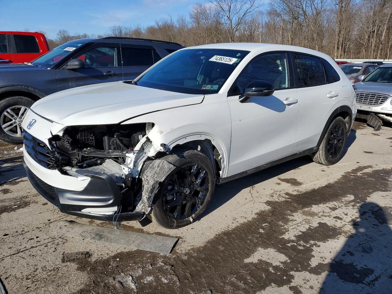 Salvage Honda HR-V Image