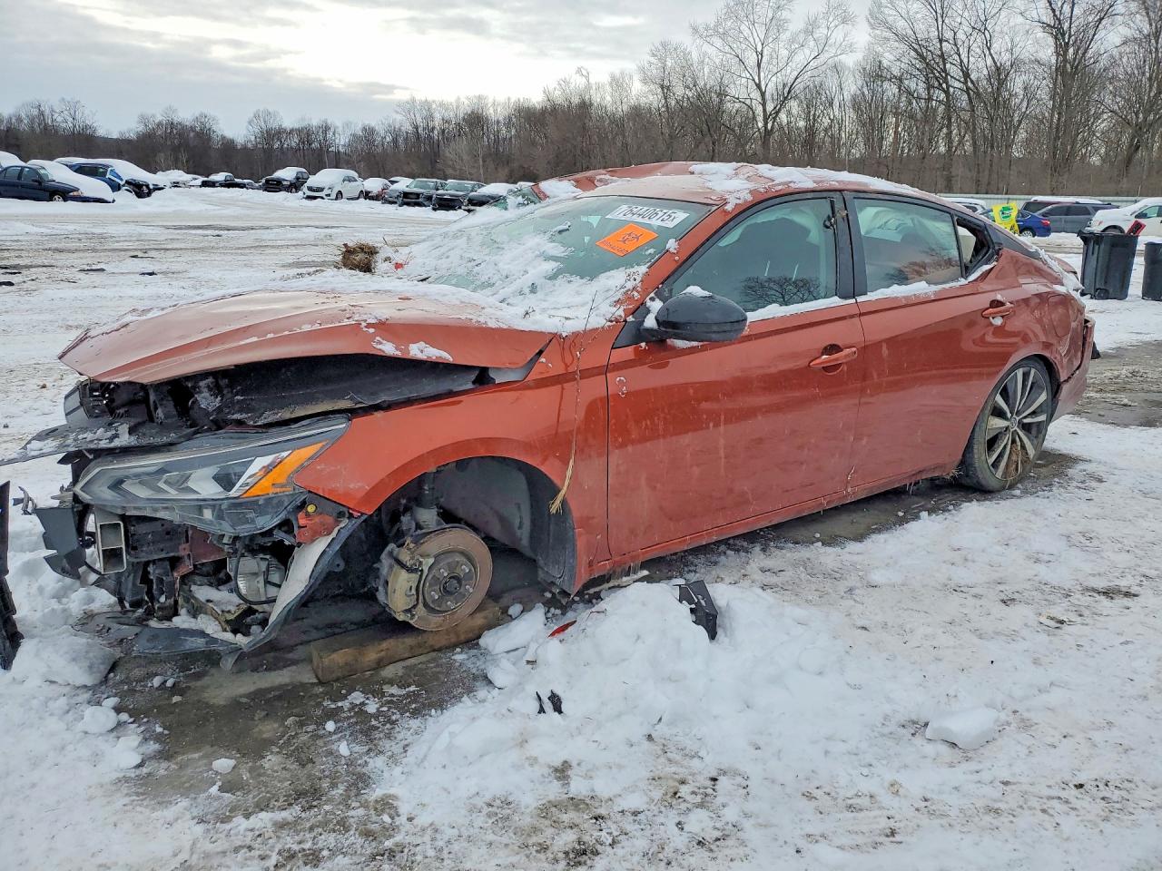 Salvage Nissan Altima Image