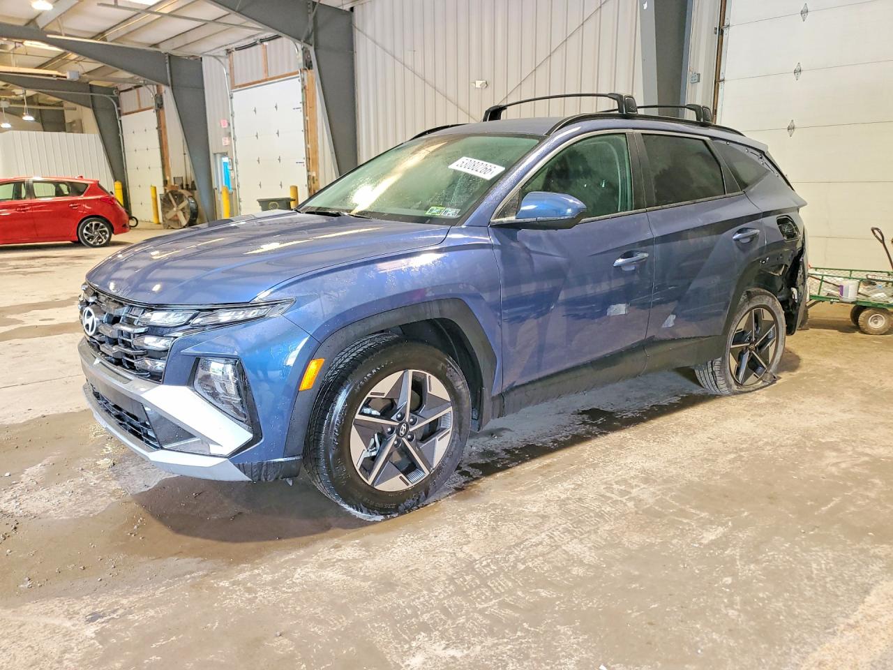 Salvage Hyundai TUCSON Image