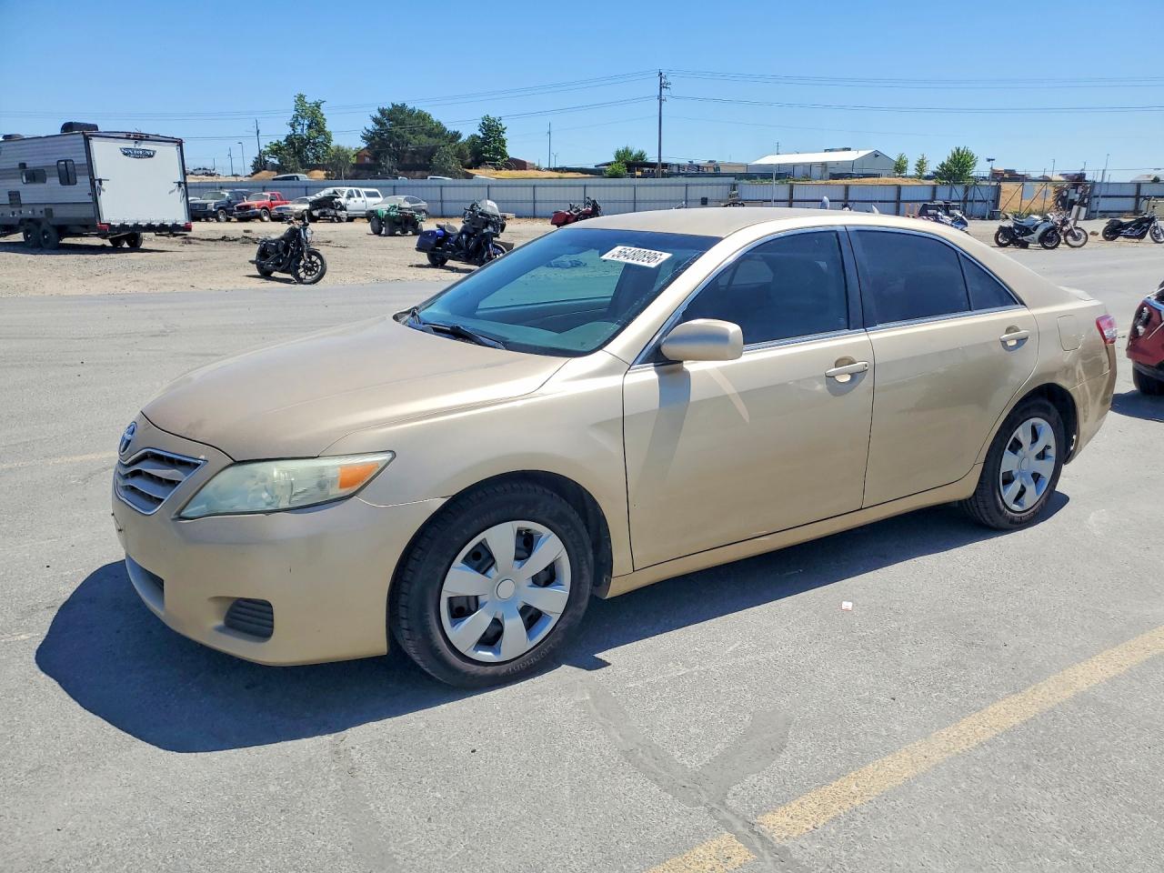 Salvage Toyota Camry Image