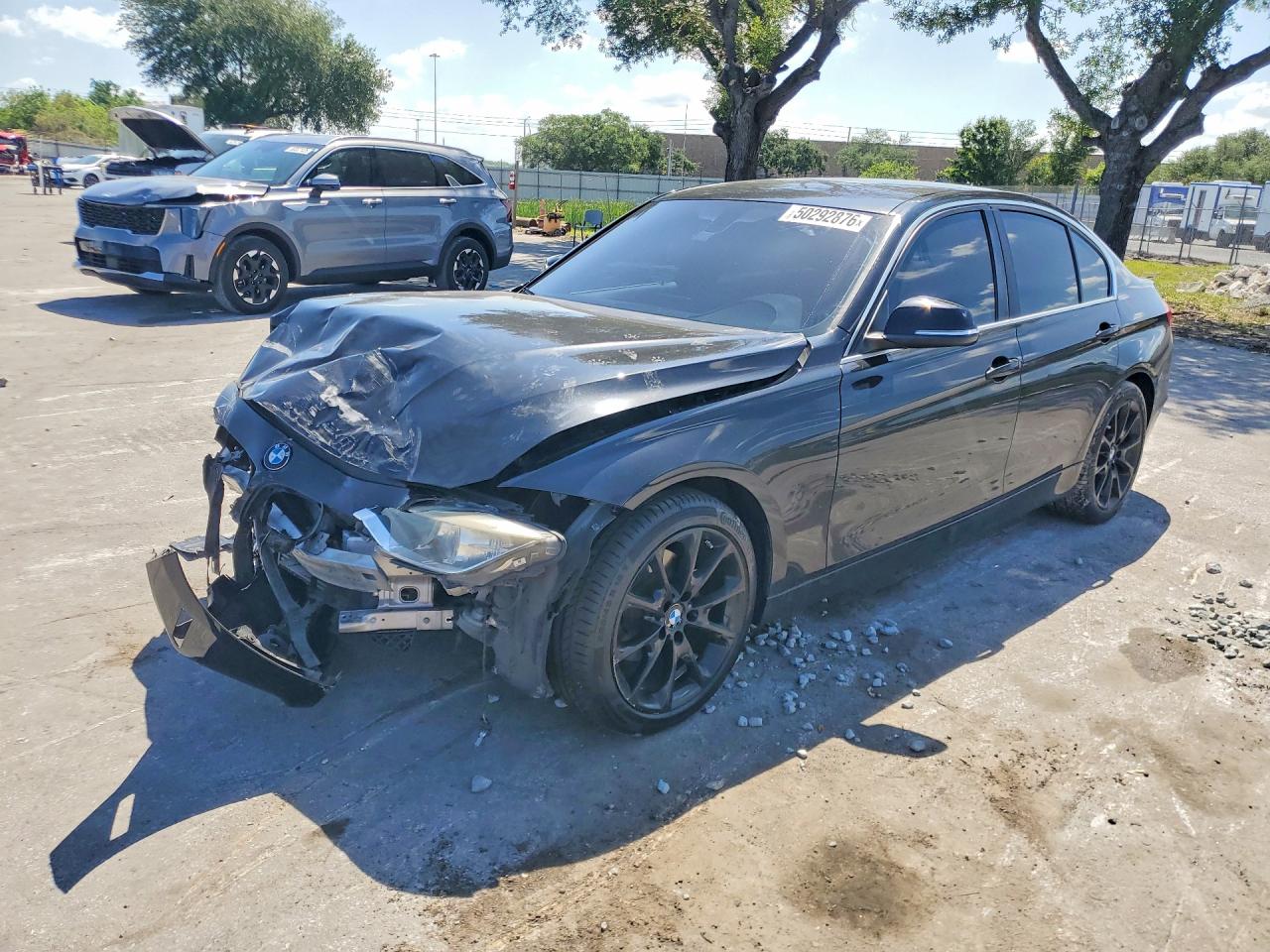 Salvage BMW 3 Series Image