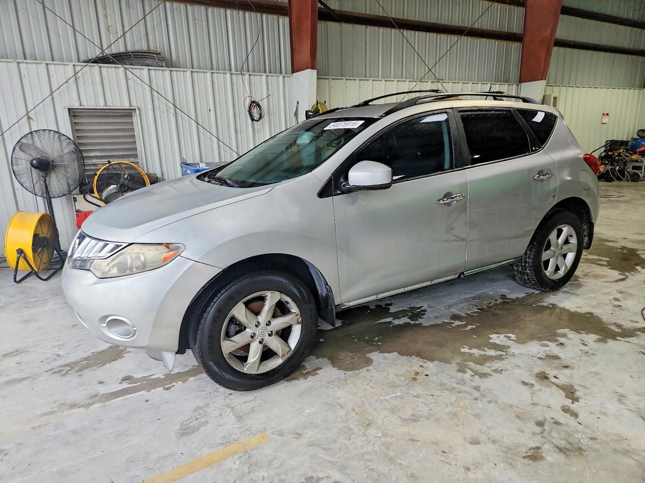 Salvage Nissan Murano Image