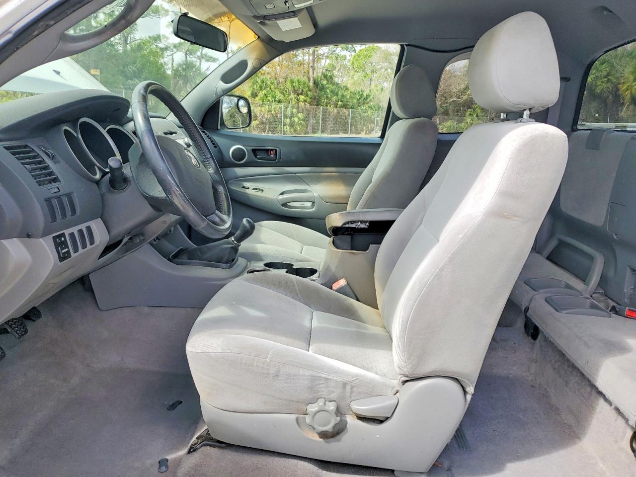 Toyota Tacoma Base