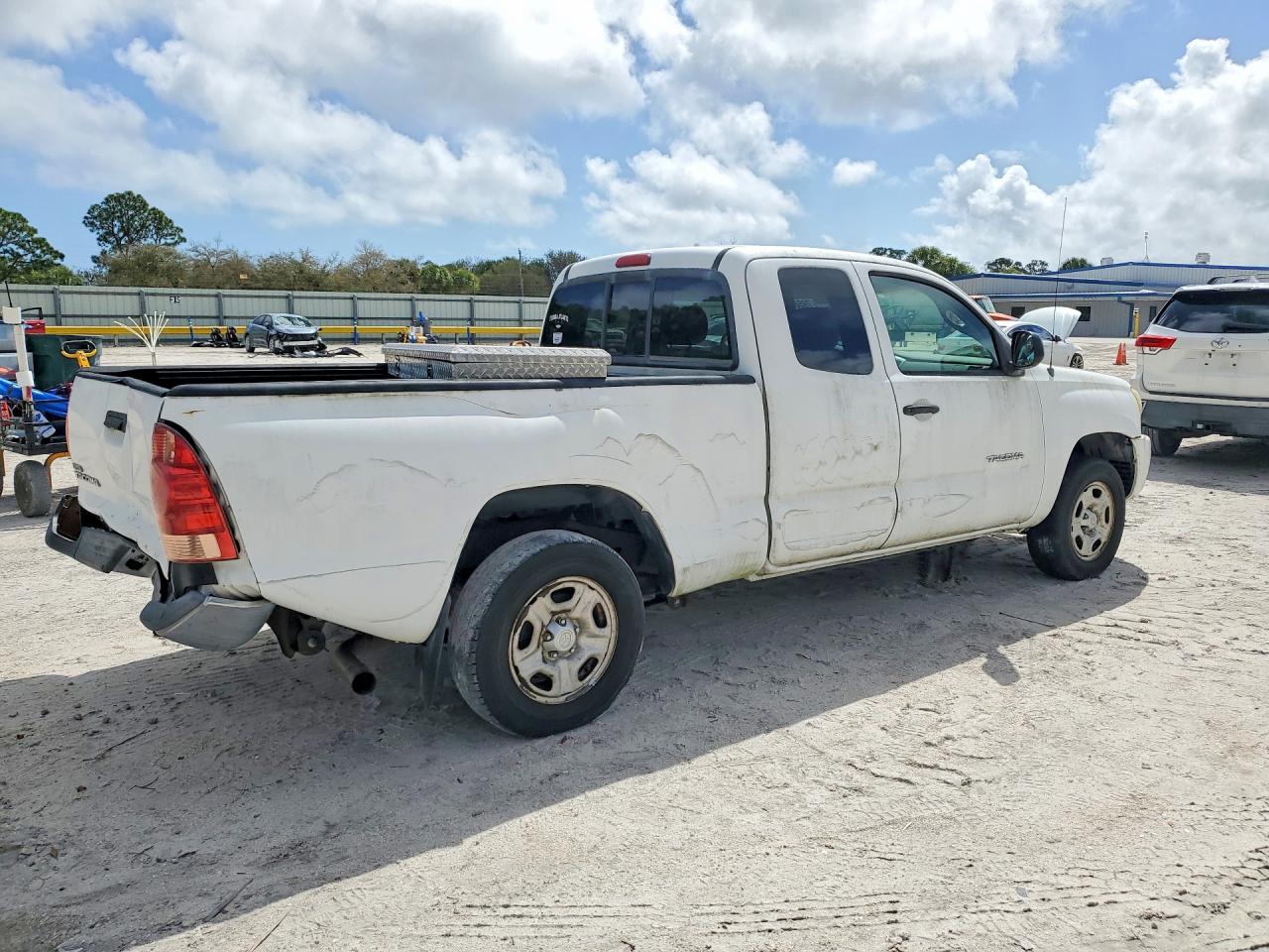 Toyota Tacoma Base