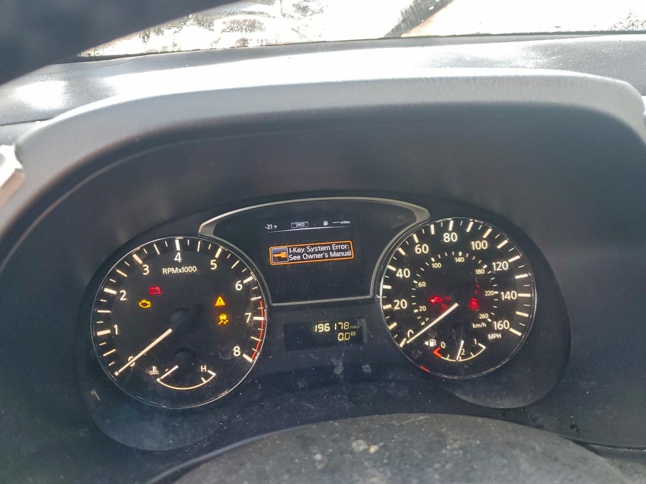 Nissan Pathfinder S
