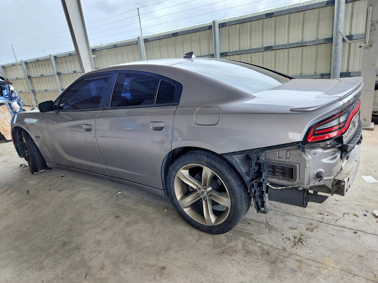 Dodge Charger R