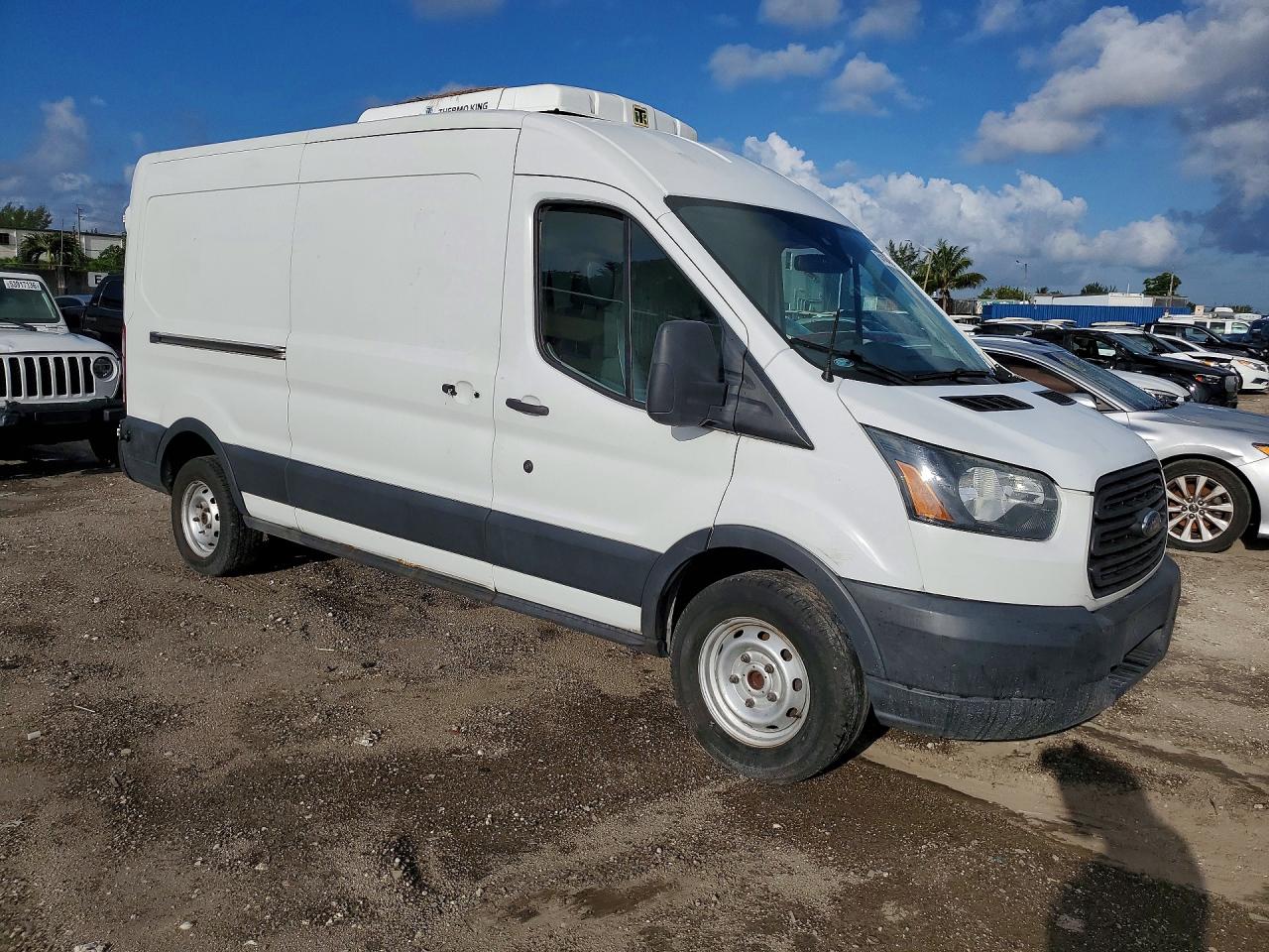 Ford Transit T-250