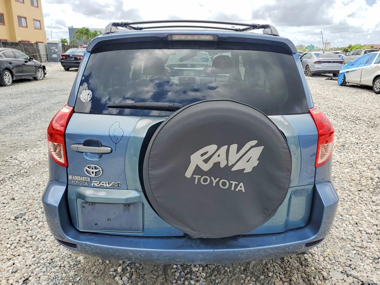 Toyota RAV4 Base