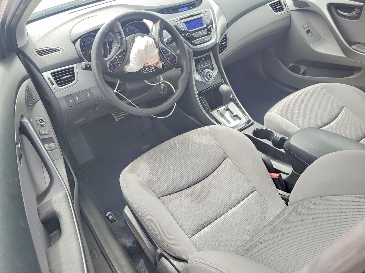 Hyundai ELANTRA Gs