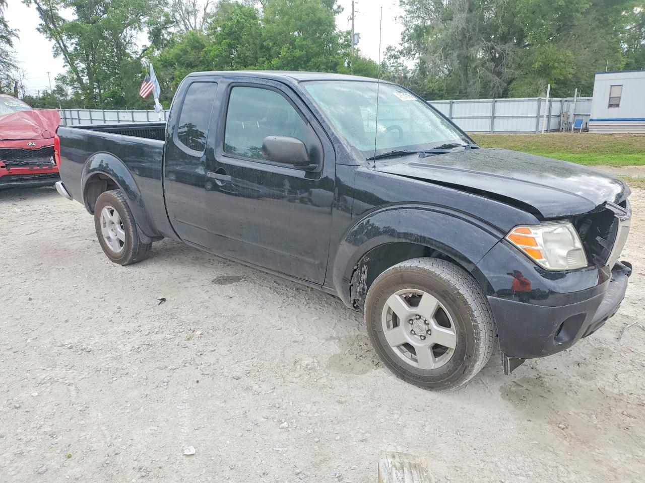 Nissan Frontier S