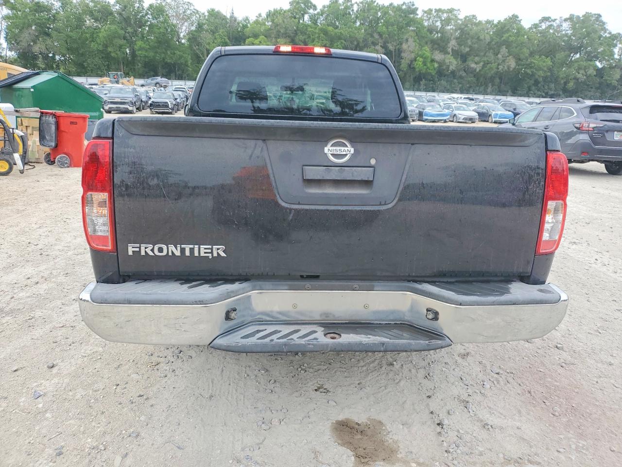 Nissan Frontier S