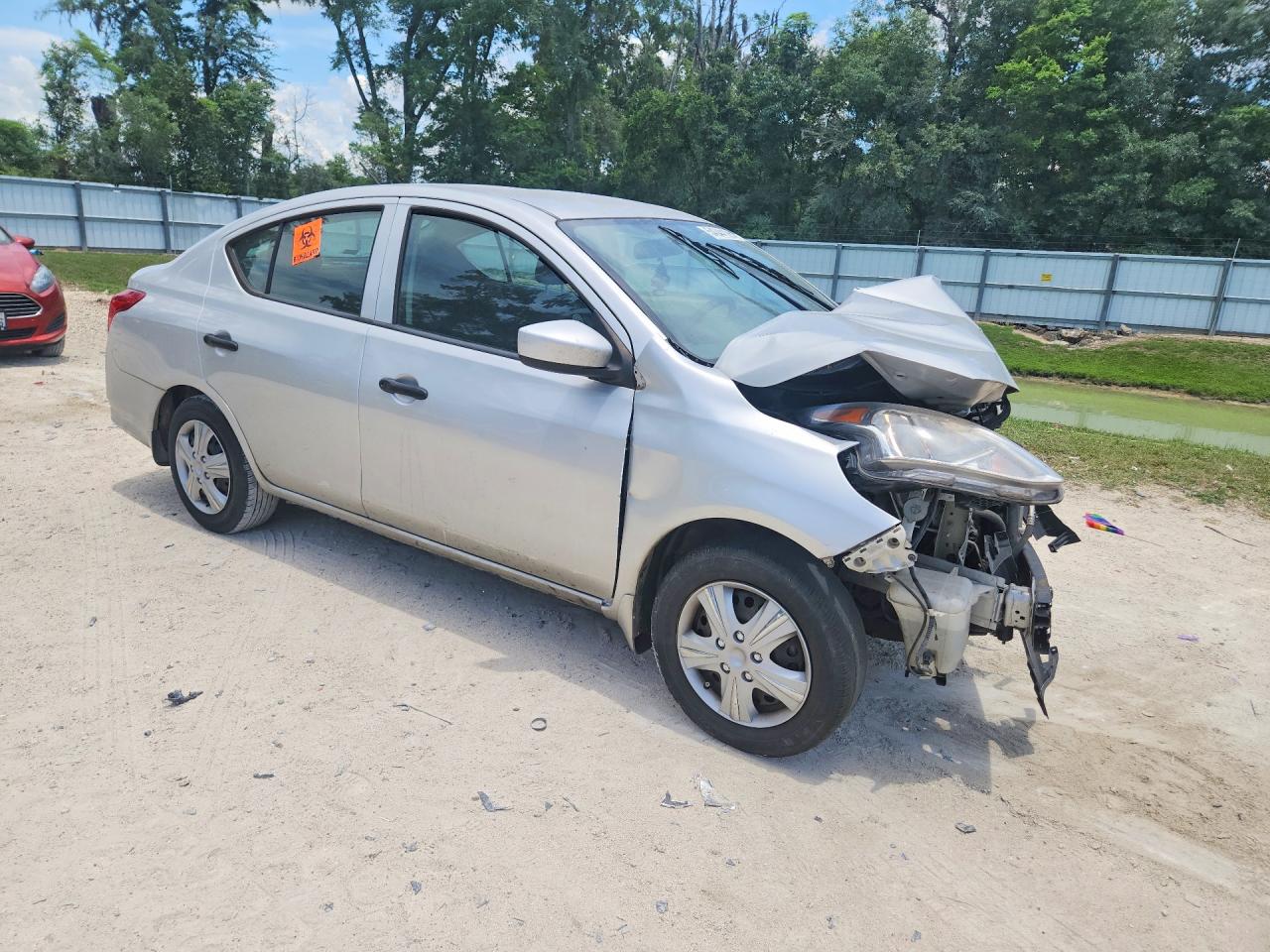 Nissan Versa S