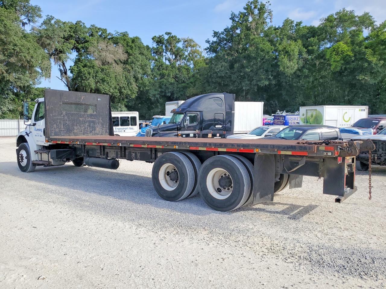 Freightliner M2 106 Medium Duty