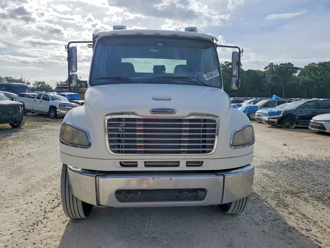 Freightliner M2 106 Medium Duty