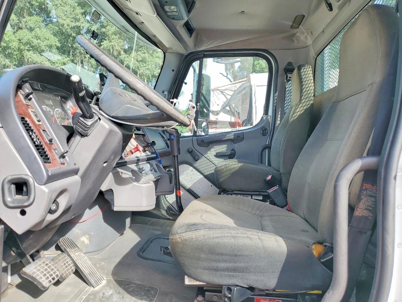 Freightliner M2 106 Medium Duty