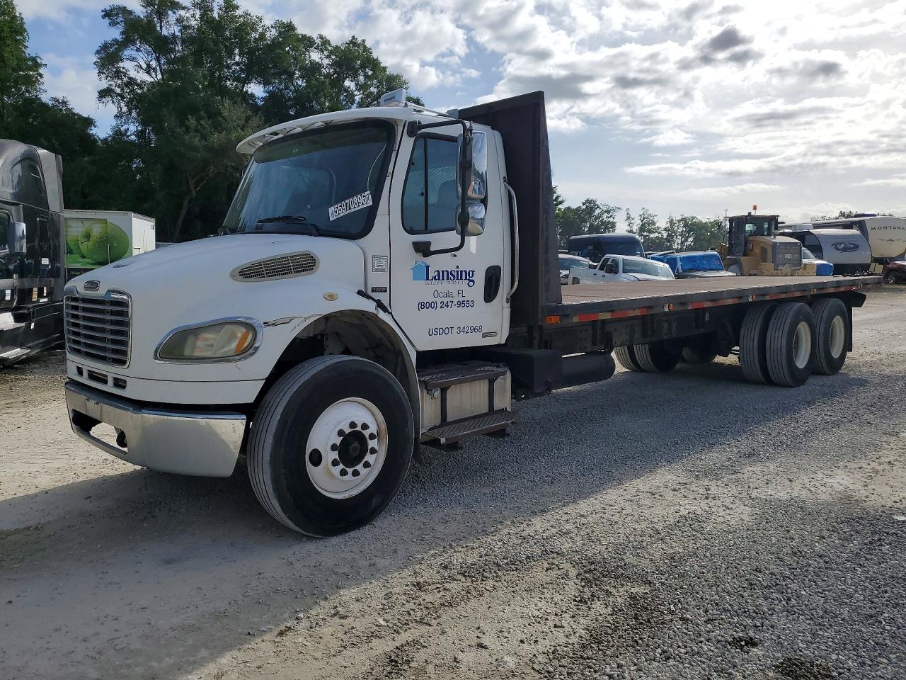 Salvage Freightliner M2 Image
