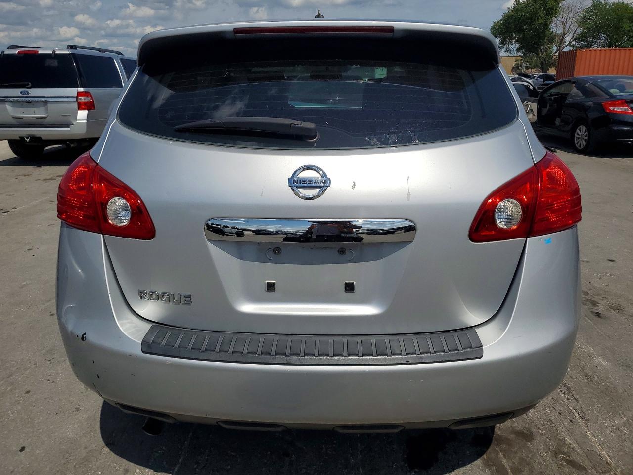 Nissan Rogue S