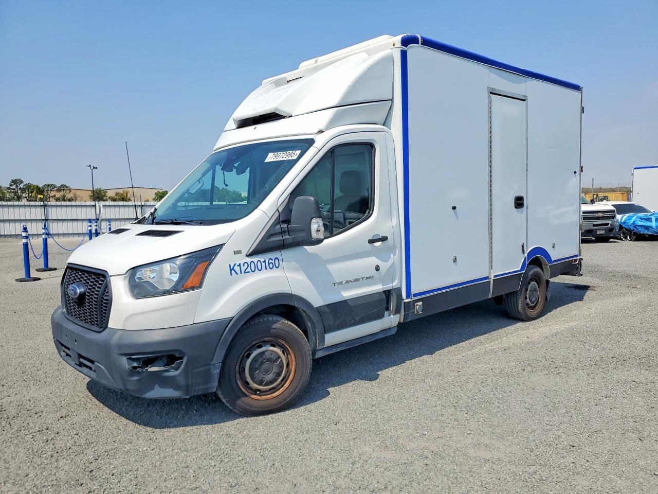 Salvage Ford Transit Image