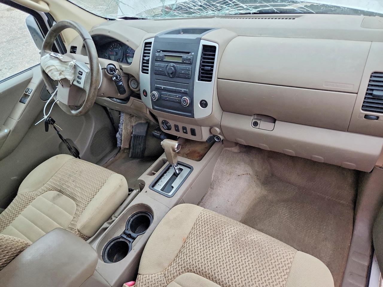 Nissan Frontier Se V6